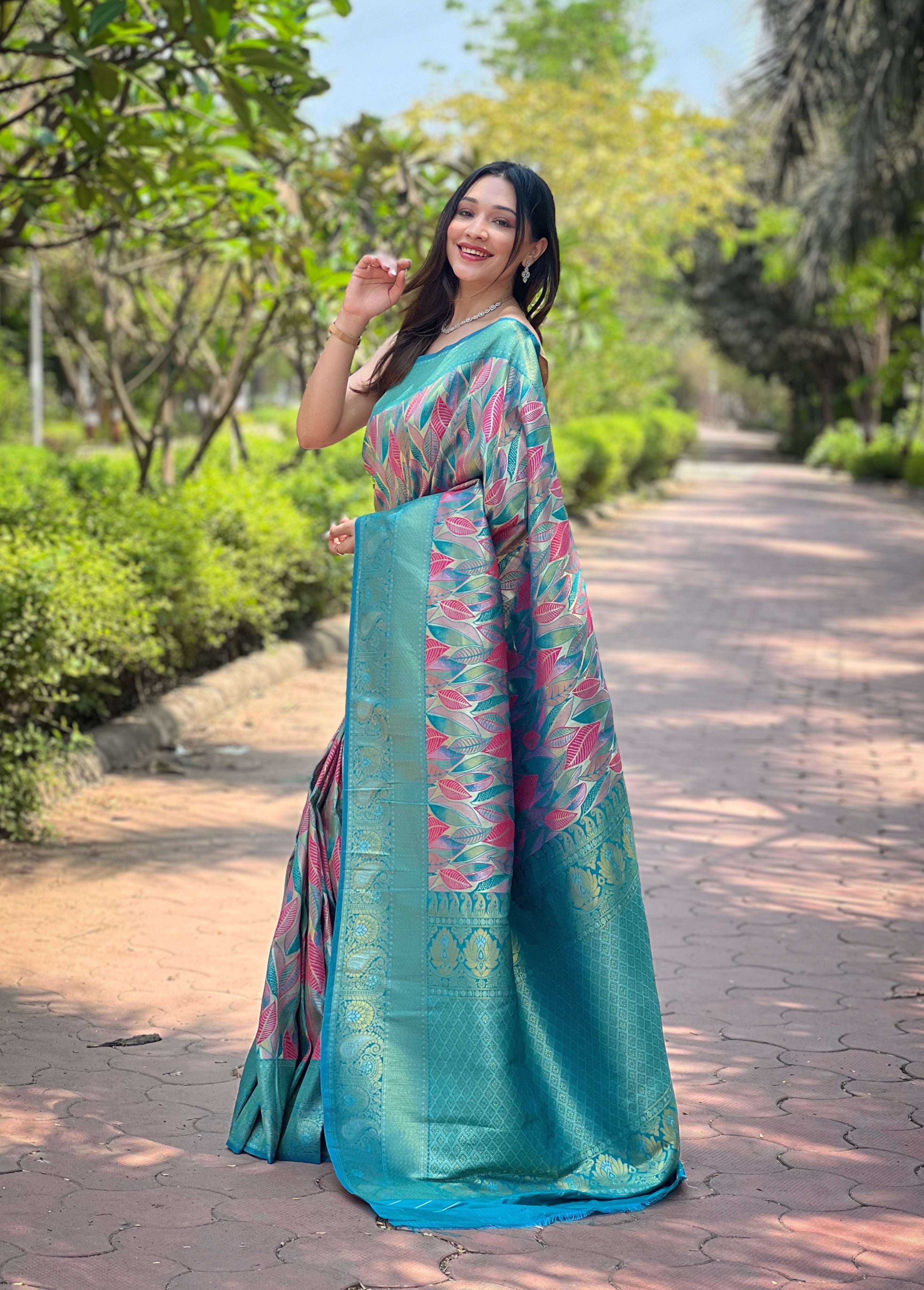 Resplendent Firozi Color Kanchipattu Silk Saree