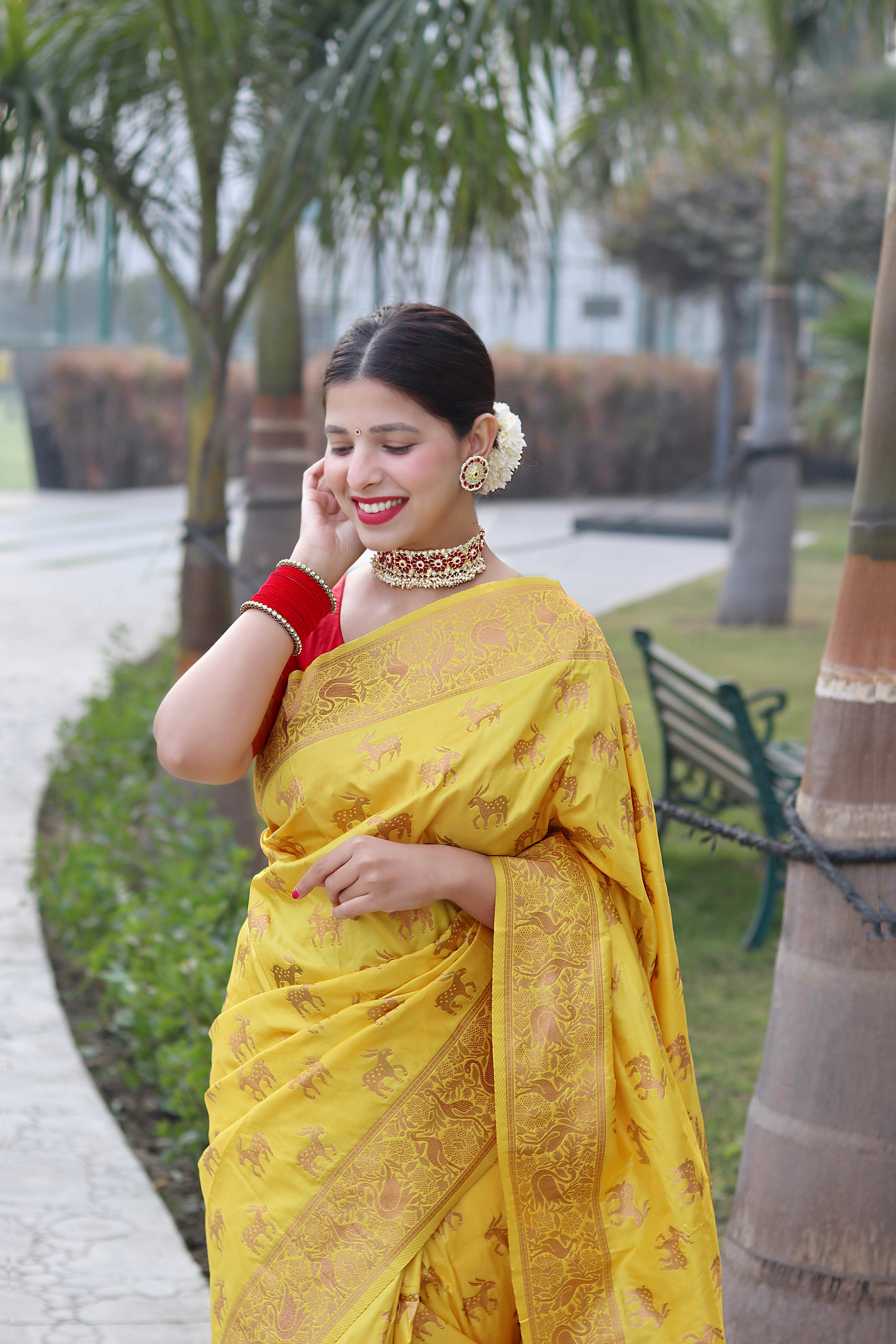 Buy Cadmium Yellow Paithani Saree online-Karagiri