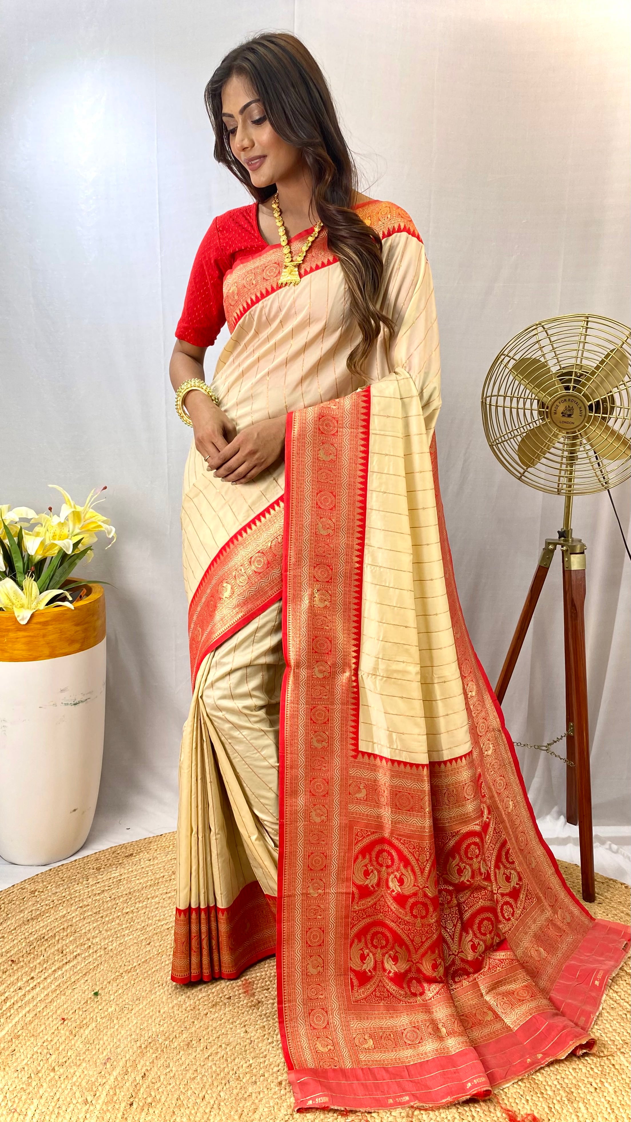 Majestic Cream Color Paithani Silk Saree with Kanchipuram Touch