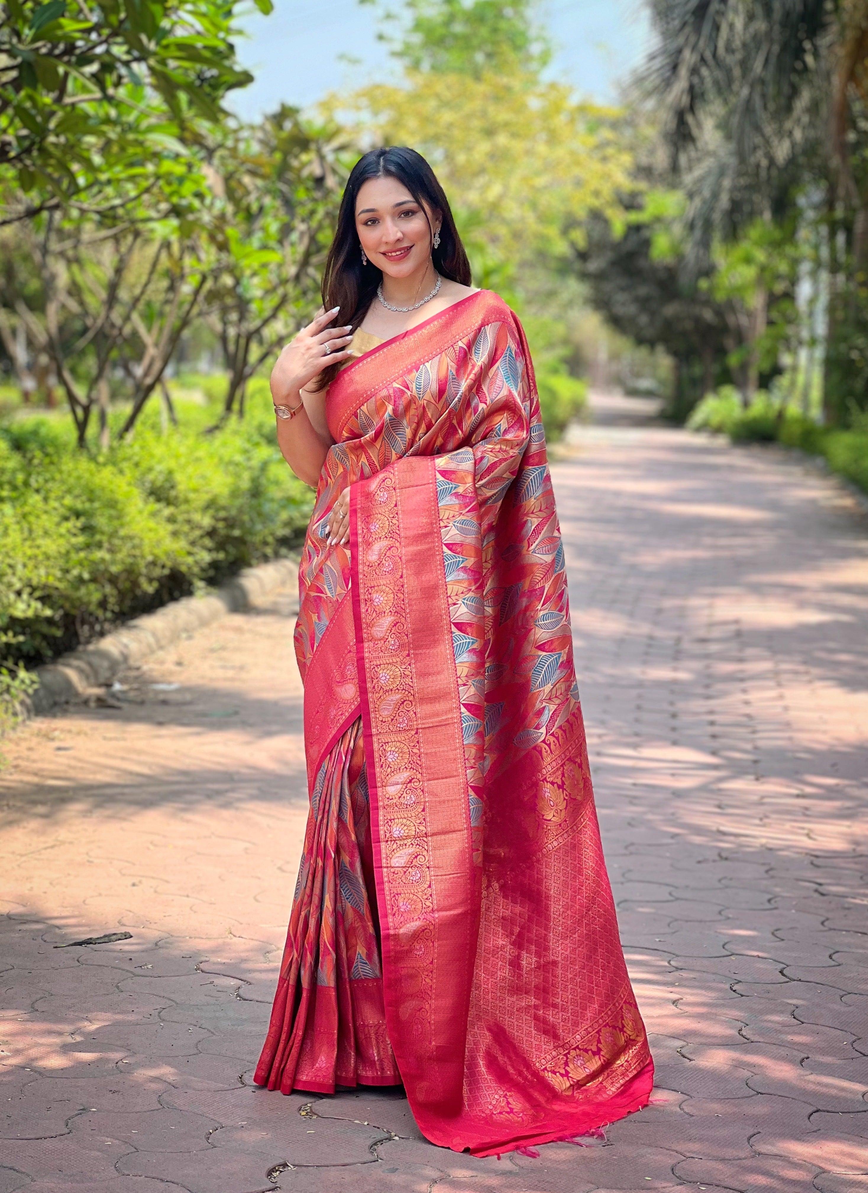 Luxurious Dark Pink Color Kanchipattu Silk Saree