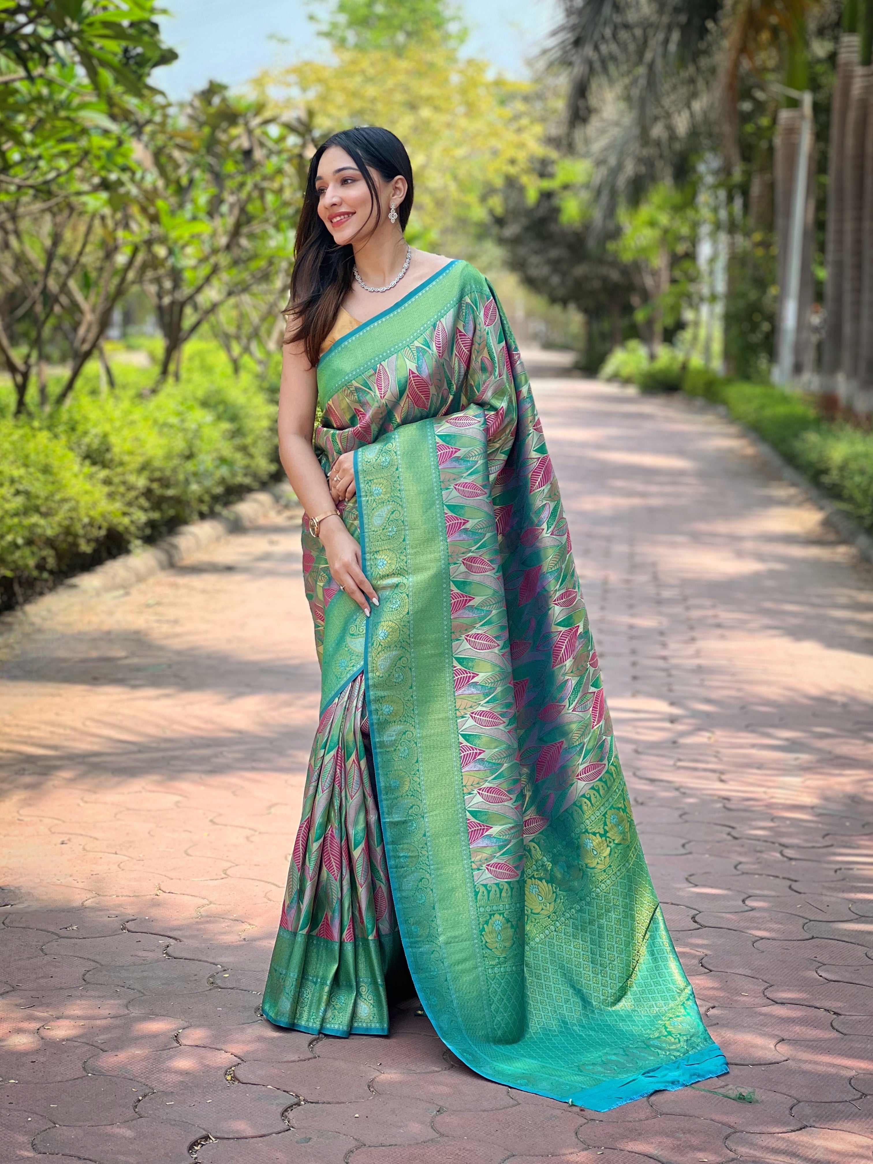 Captivating Rama Color Kanchipattu Silk Saree