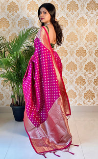 Enigmatic Magenta Color Banarasi Silk Saree