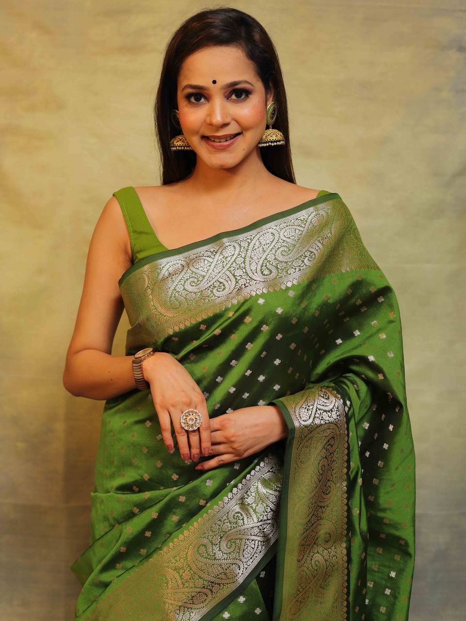 Serene Mehndi Green Color Art Silk Saree